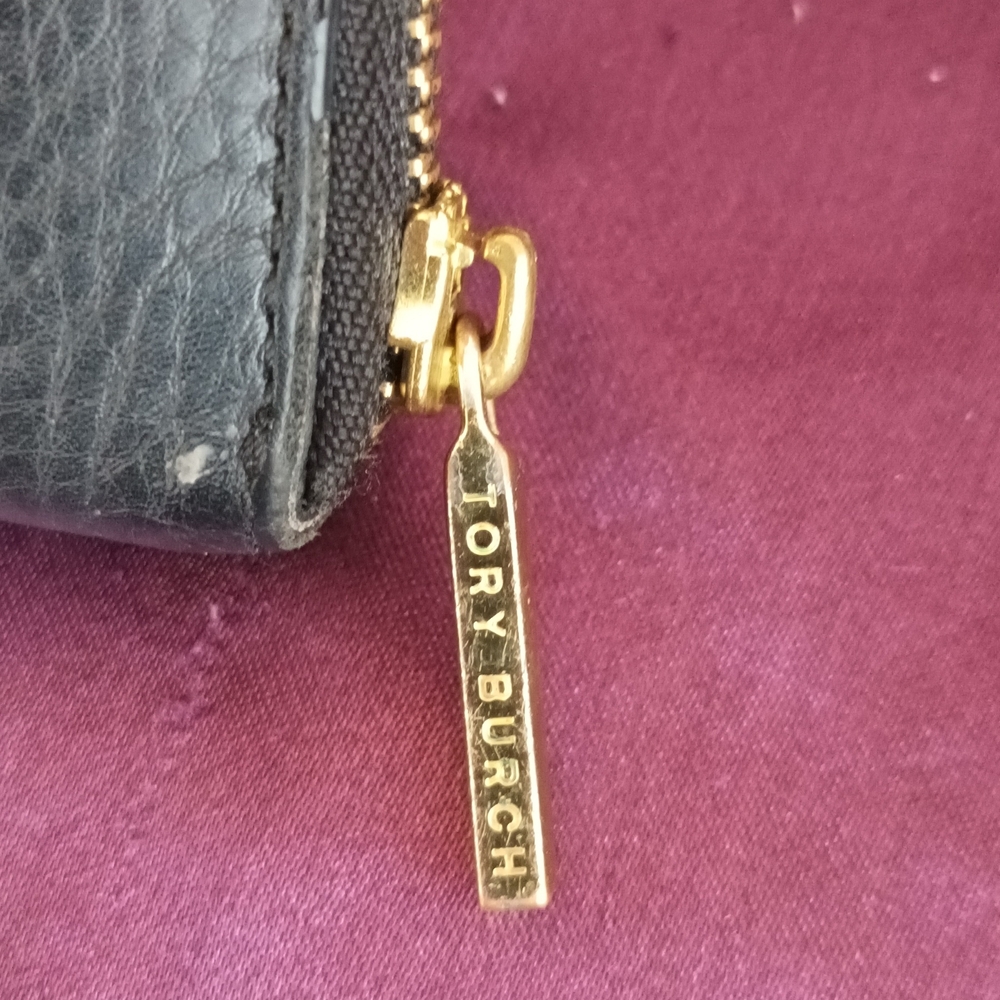 Tory Burch Black Leather Wallet with Gold Accent - Picture 9 of 16